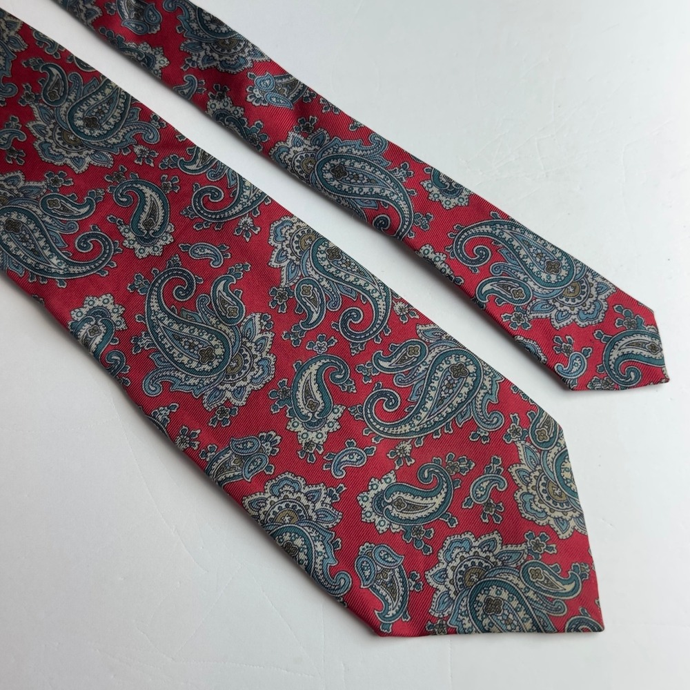 Adams Row Mens Red Paisley Silk Necktie Wide Blade Classic Business Formal Tie